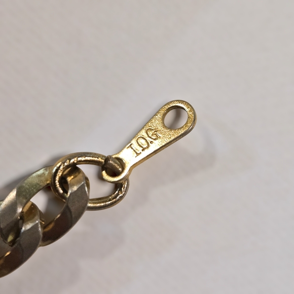 Thick Golden Chain Necklace - Picture 6 of 16